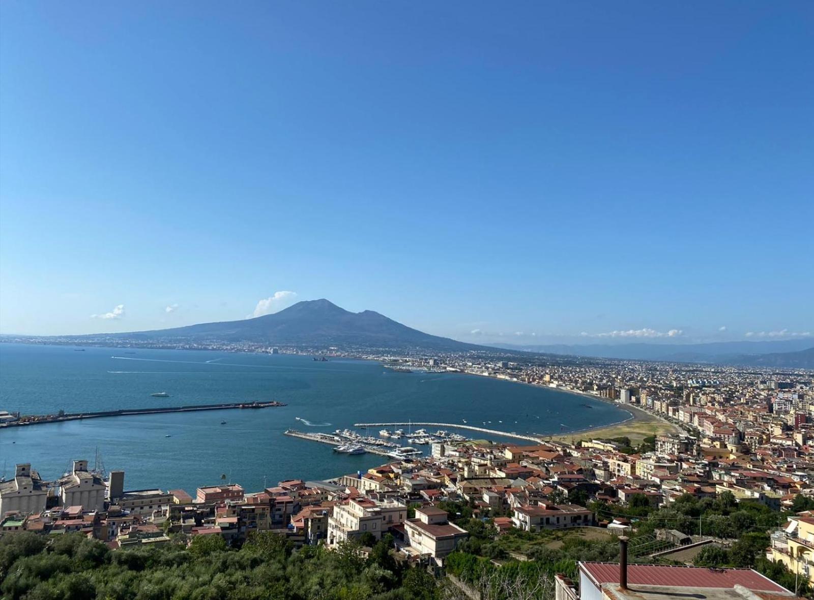 Le Suite Del Castello Кастелламмаре-ди-Стабия Номер фото